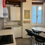 Appartement Casa Capitelli 4 Zona Pedonale Centro Storico Trieste