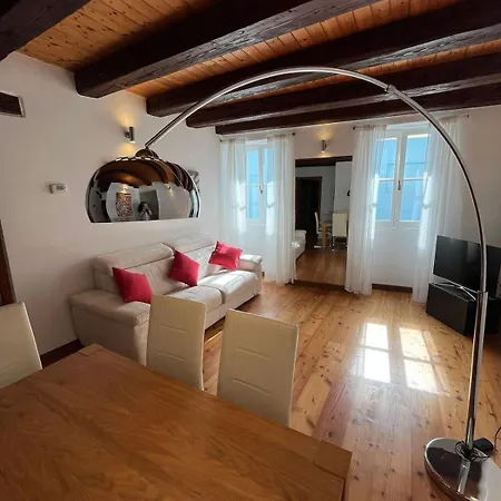 Casa Capitelli 4 Zona Pedonale Centro Storico