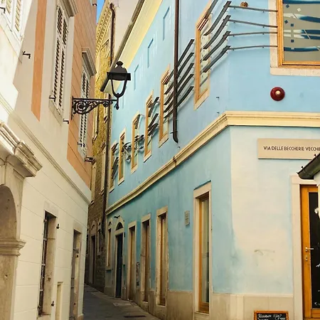 Casa Capitelli 4 Zona Pedonale Centro Storico *